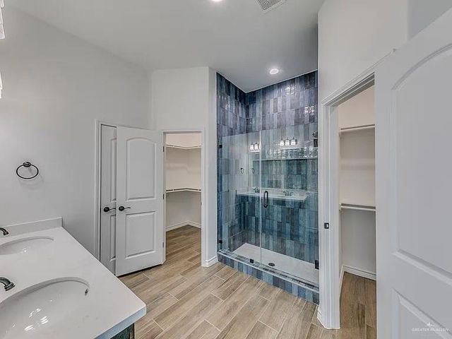 7405 N 55th Street, Mission, TX 78573