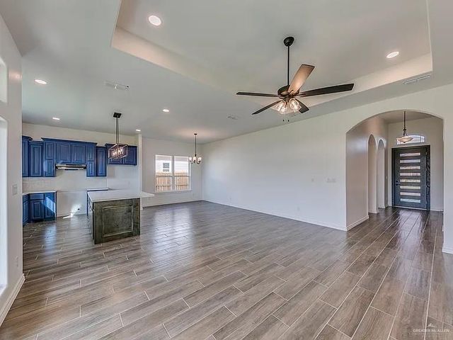 7405 N 55th Street, Mission, TX 78573
