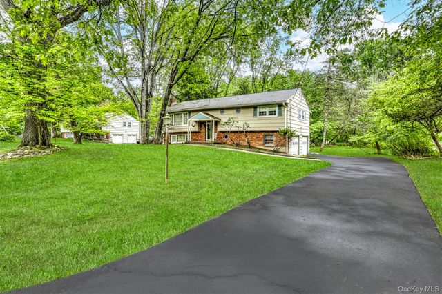 32 Charlotte Drive, Spring Valley, NY 10977