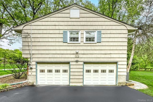 32 Charlotte Drive, Spring Valley, NY 10977