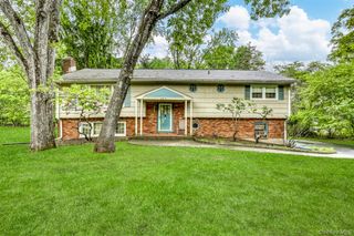 32 Charlotte Drive, Spring Valley, NY 10977