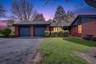 1308 Suncrest Drive Ne 69, Grand Rapids Twp, MI 49525