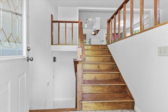 3131 Green Ridge RD, Roanoke, VA 24019