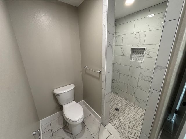 307 Elba Street, Bowie, TX 76230