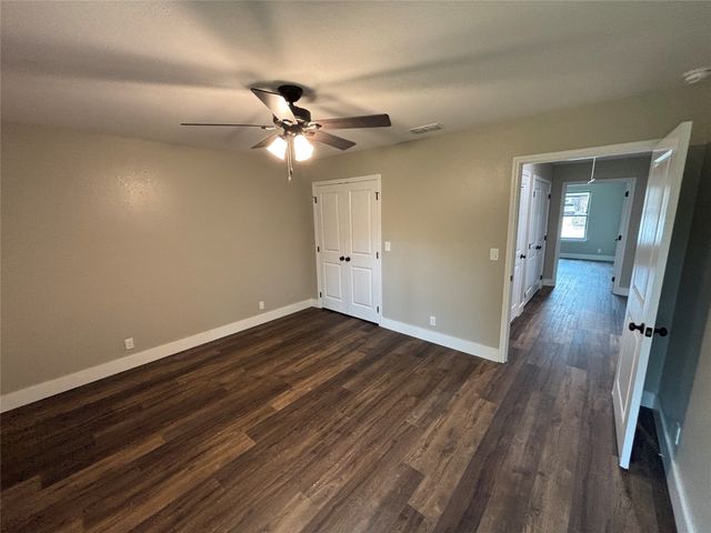 307 Elba Street, Bowie, TX 76230