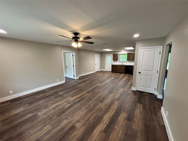 307 Elba Street, Bowie, TX 76230