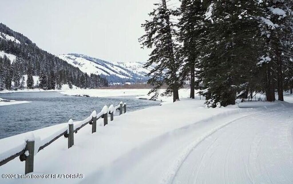 15630 S WAGON Road, Jackson, WY 83001 photo 13