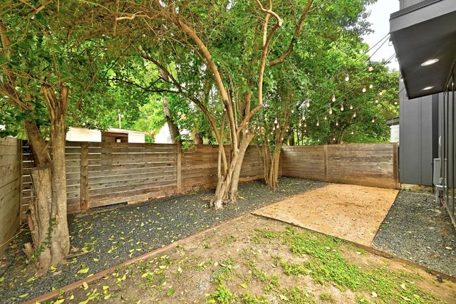 6202 Hickman Ave A, Austin, TX 78723