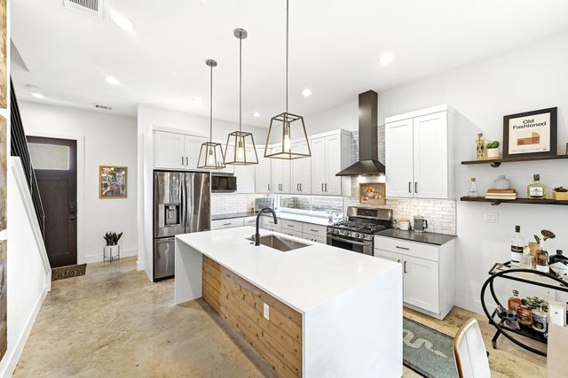 6202 Hickman Ave A, Austin, TX 78723