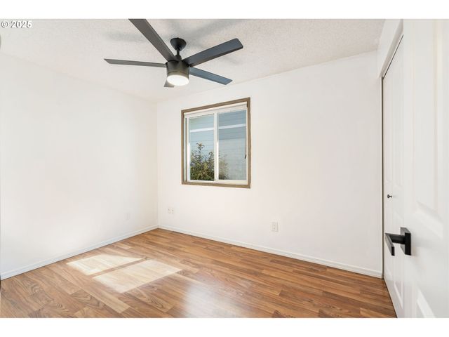 12712 Ne 8TH Pl, Vancouver, WA 98684