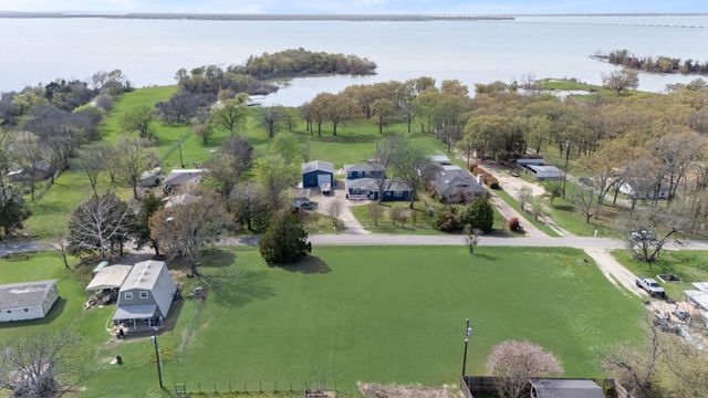 001 Briggs Boulevard, East Tawakoni, TX 75472