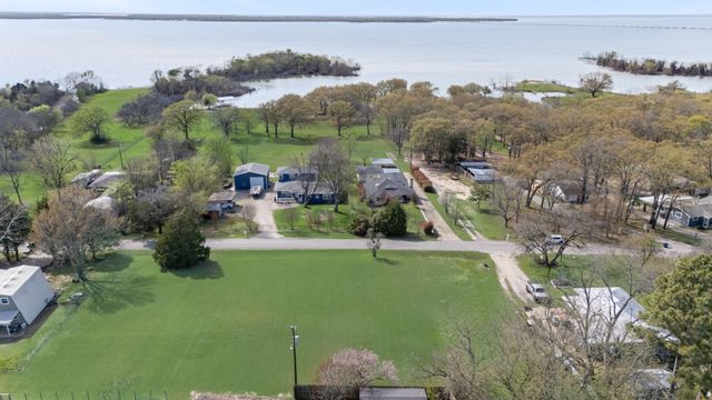 001 Briggs Boulevard, East Tawakoni, TX 75472