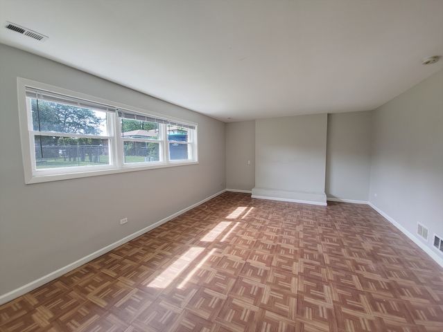 6037 Spring Lane, Matteson, IL 60443