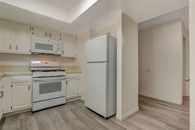 3996 Landsdown Place, Las Vegas, NV 89121