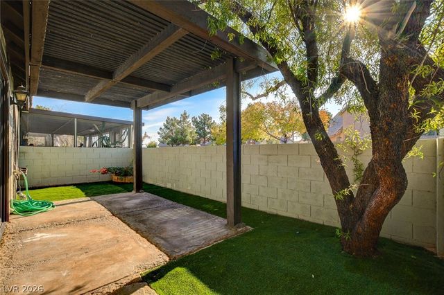 3996 Landsdown Place, Las Vegas, NV 89121