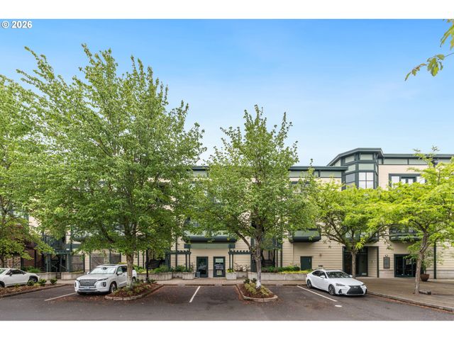 1371 Ne ORENCO STATION Pkwy 13, Hillsboro, OR 97124