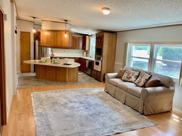 13957 COUNTY ROAD 109D, Lady Lake, FL 32159