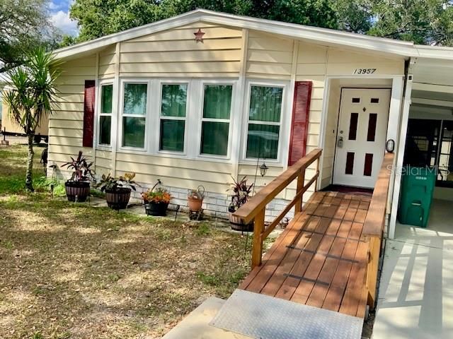 13957 COUNTY ROAD 109D, Lady Lake, FL 32159