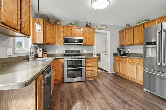 2150 W Chicago Road, Bertrand Twp, MI 49120