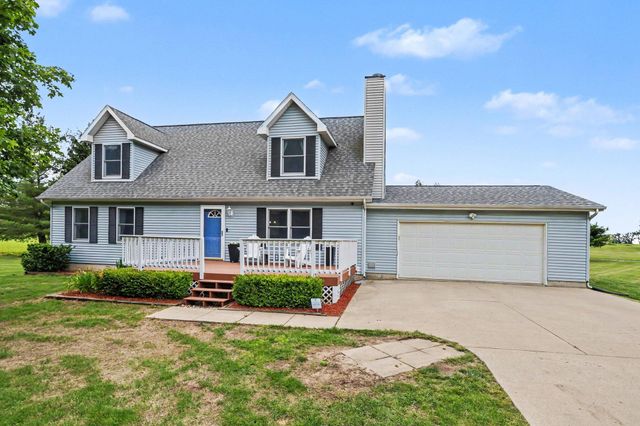 2150 W Chicago Road, Bertrand Twp, MI 49120