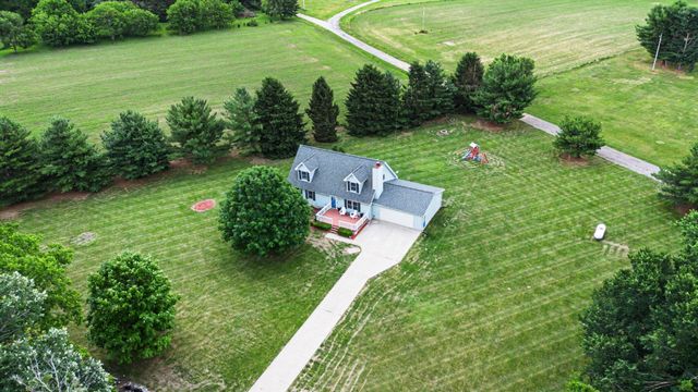 2150 W Chicago Road, Bertrand Twp, MI 49120