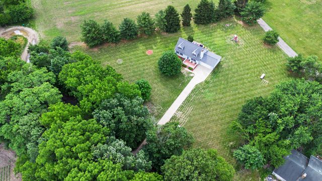2150 W Chicago Road, Bertrand Twp, MI 49120