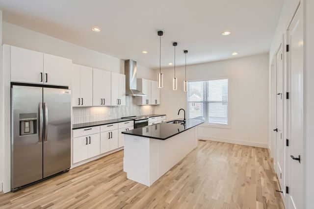405 Serenity Ln, Nashville, TN 37207