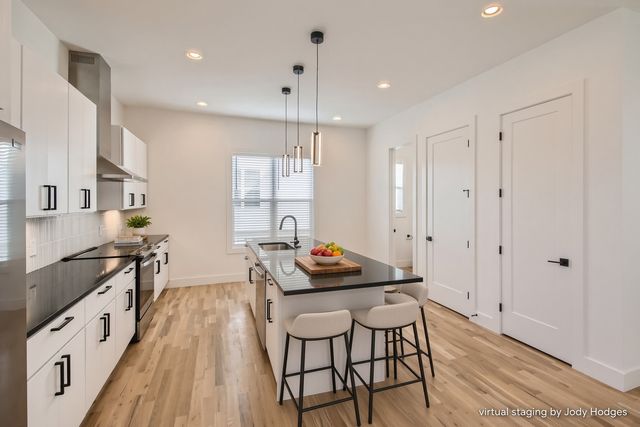 405 Serenity Ln, Nashville, TN 37207