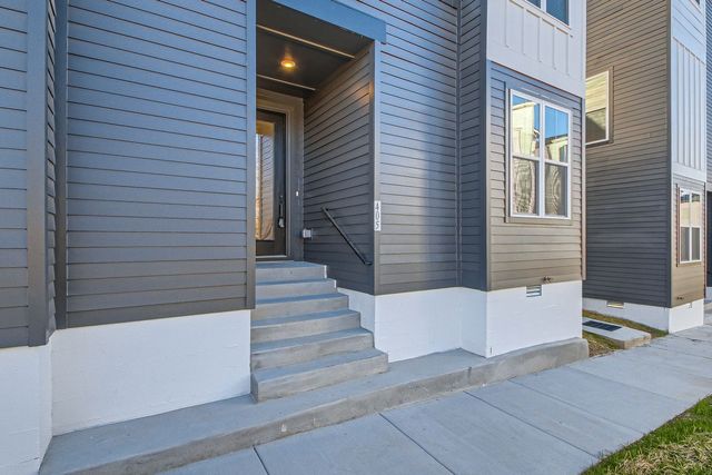 405 Serenity Ln, Nashville, TN 37207
