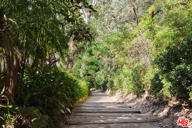 6644 Wildlife Road, Malibu, CA 90265