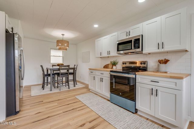 321 Rockwood Street, Kingsport, TN 37664