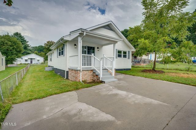 321 Rockwood Street, Kingsport, TN 37664