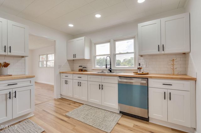 321 Rockwood Street, Kingsport, TN 37664