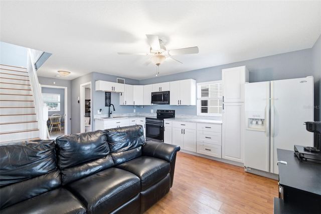 220 ST GEORGE DRIVE, Davenport, FL 33837