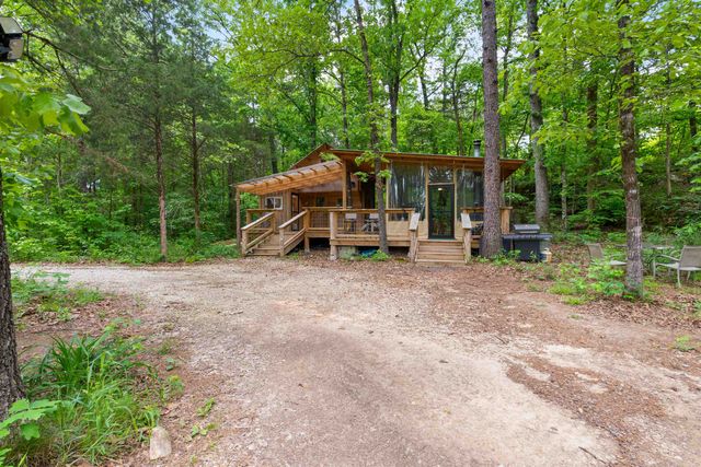 147 Virgies Loop, Calico Rock, AR 72519