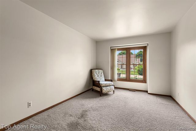 42618 Cassin Way, Clinton Township, MI 48038
