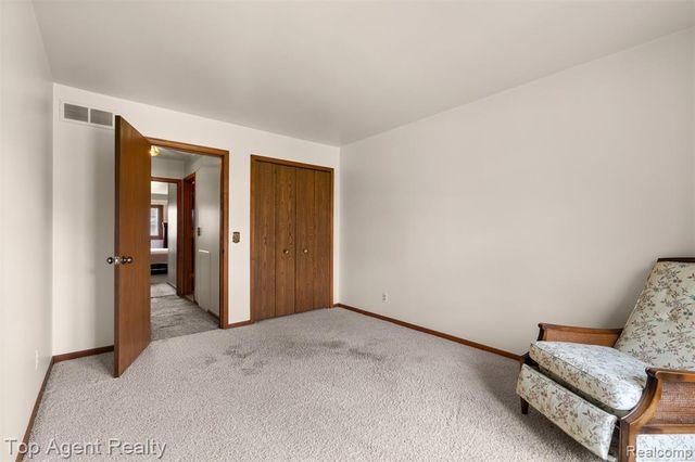 42618 Cassin Way, Clinton Township, MI 48038