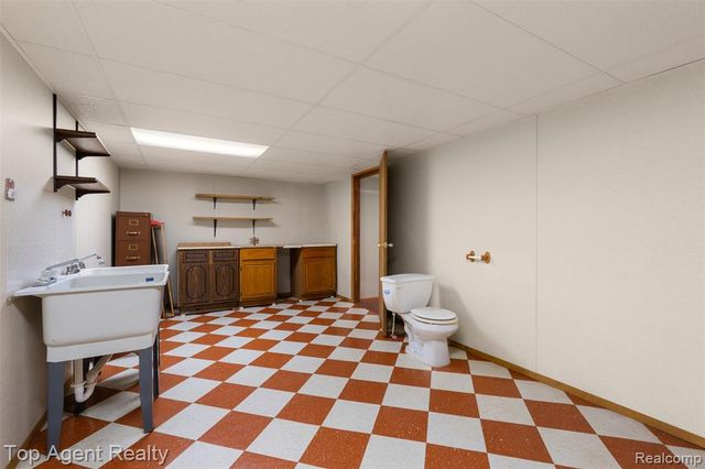 42618 Cassin Way, Clinton Township, MI 48038