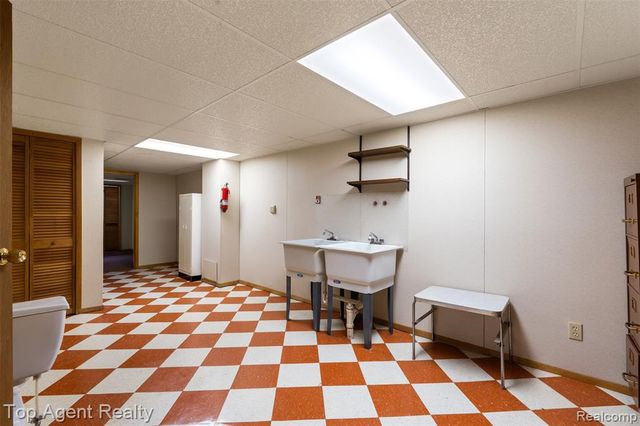 42618 Cassin Way, Clinton Township, MI 48038
