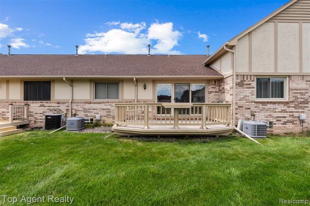 42618 Cassin Way, Clinton Township, MI 48038