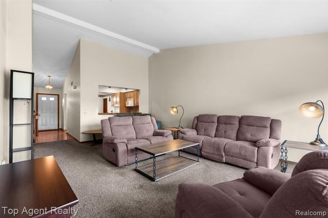 42618 Cassin Way, Clinton Township, MI 48038