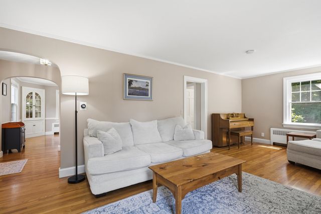 1333 Beech Street, Manchester, NH 03104