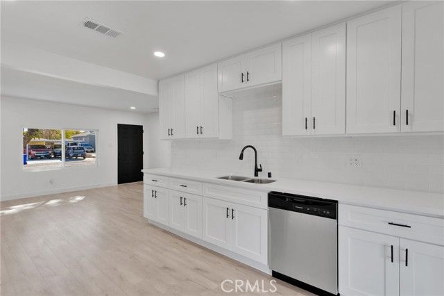 16774 Joshua, Victorville, CA 92395