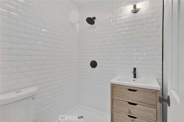 16774 Joshua, Victorville, CA 92395