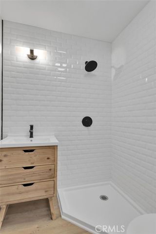 16774 Joshua, Victorville, CA 92395