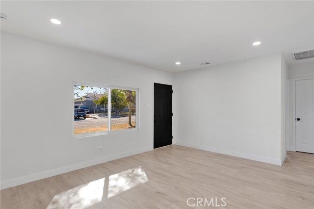 16774 Joshua, Victorville, CA 92395