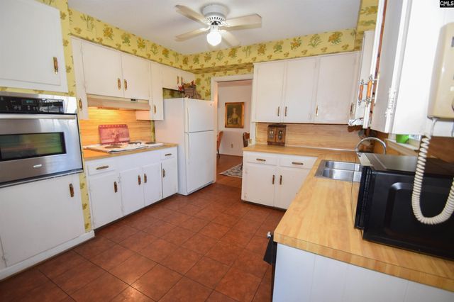 103 Pine Lane, Cayce, SC 29033