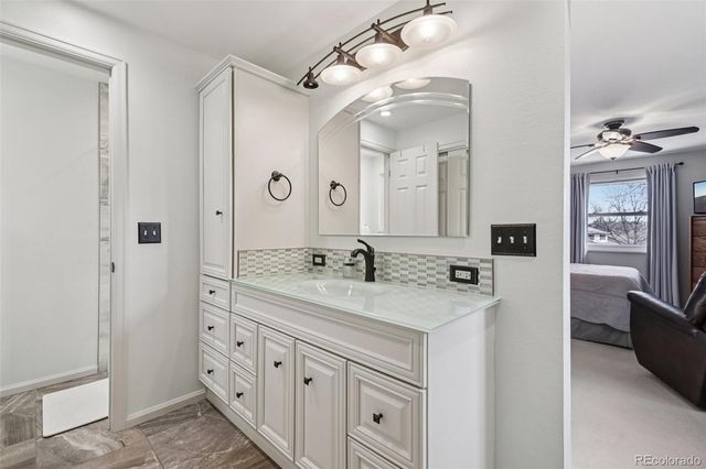 4153 S Syracuse Street, Denver, CO 80237