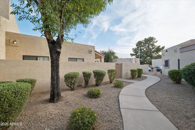 4742 W TOWNLEY Avenue, Glendale, AZ 85302