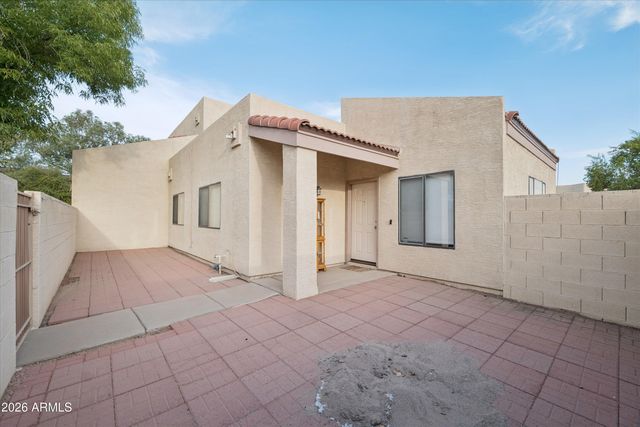 4742 W TOWNLEY Avenue, Glendale, AZ 85302